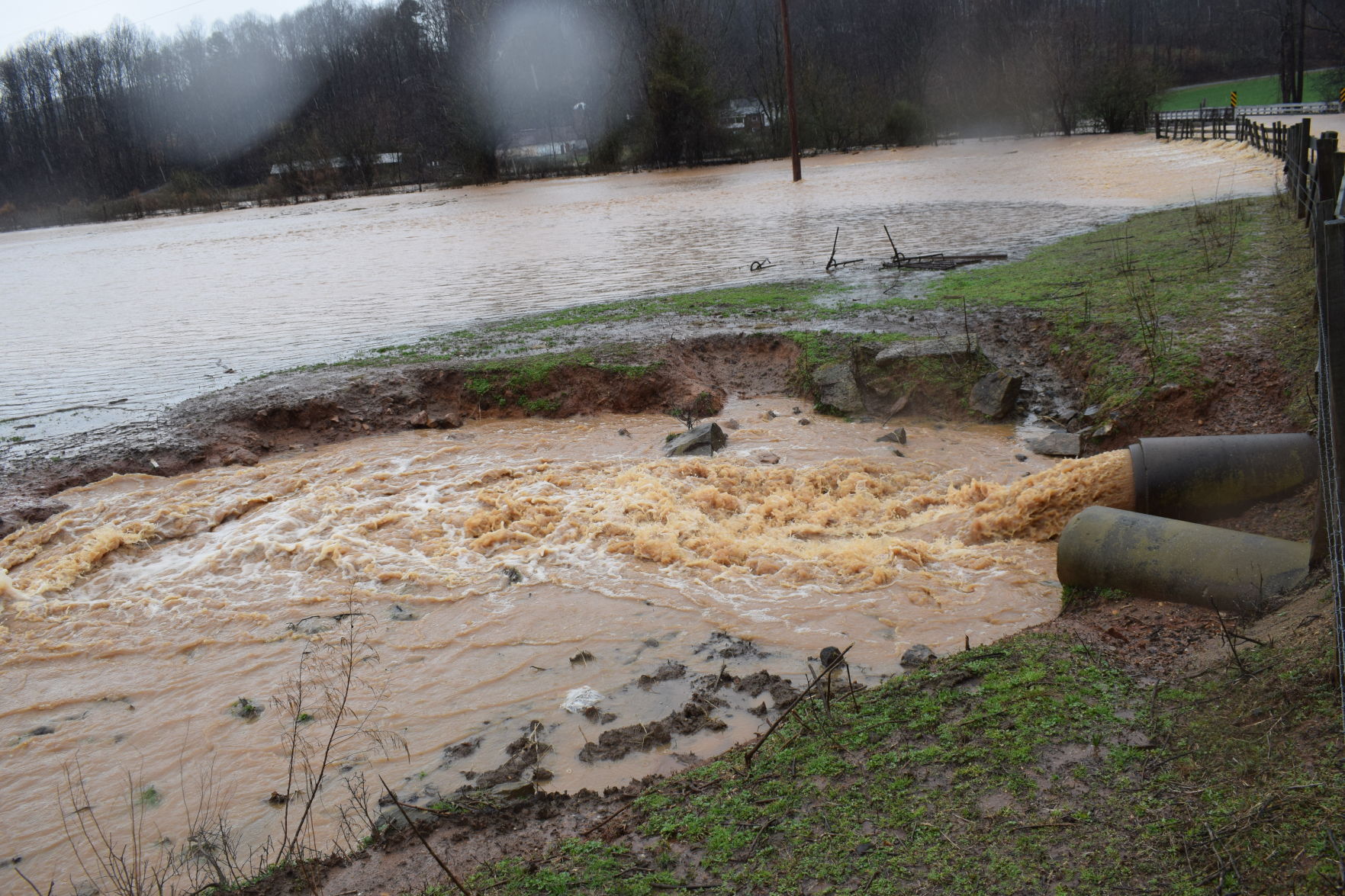 Flooding in Iredell (24).JPG